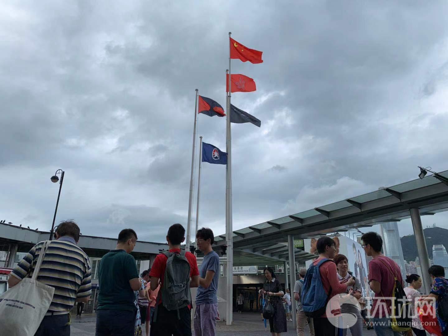 踢脚线用瓷砖的还是木质的好游戏画面